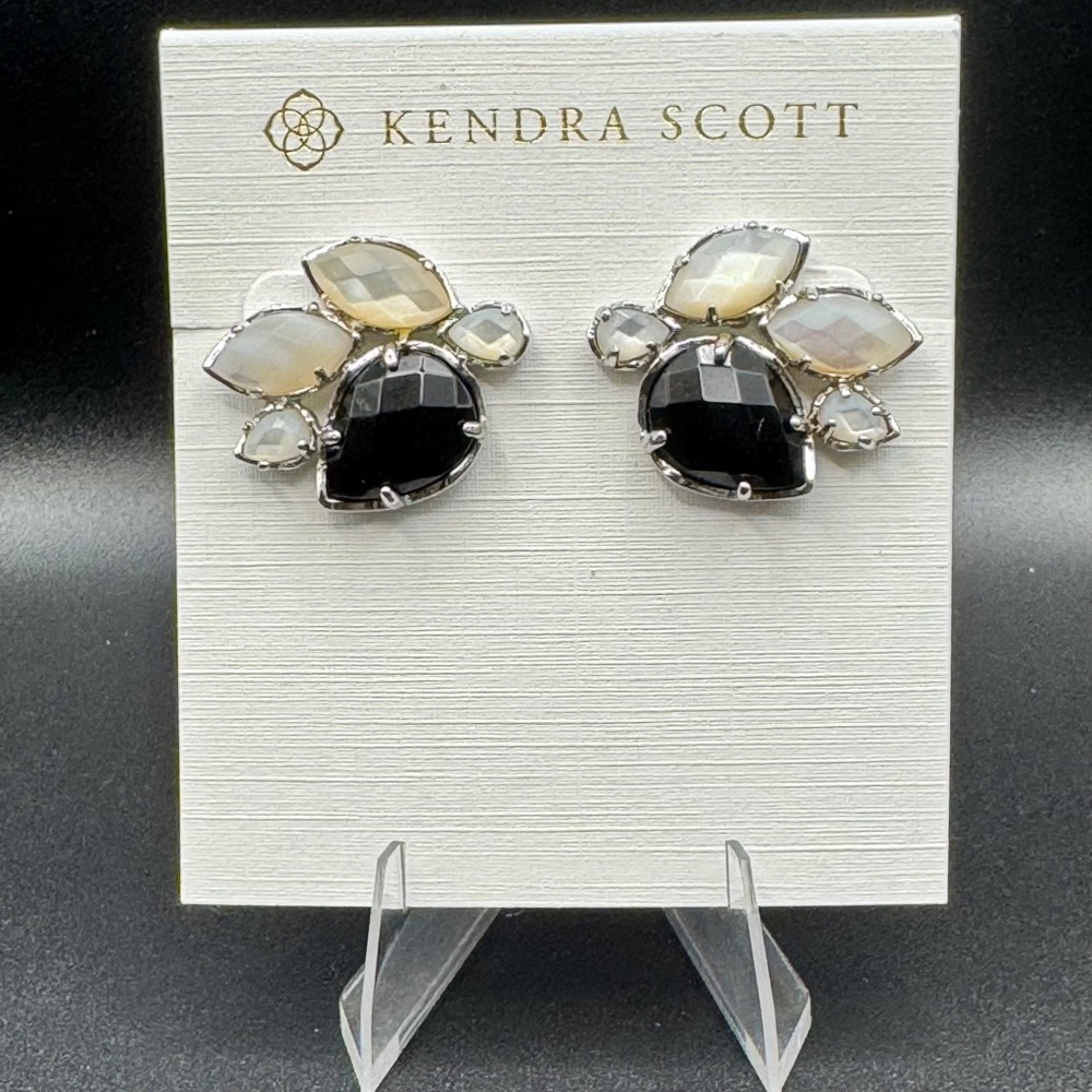 Kendra Scott Carmella Earrings Black & Mother of Pearl Silver Cluster-Black Mix